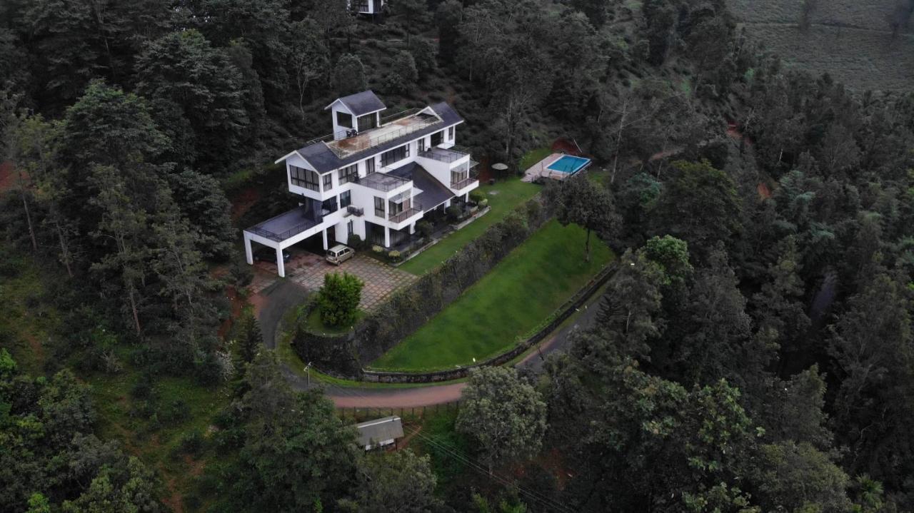 Chateau Woods Kalpetta Exteriör bild